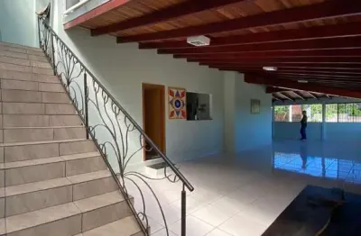 Casa à venda em condomínio em chapada dos guimarães