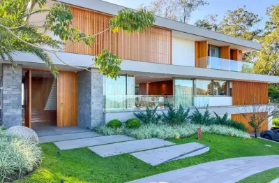 Casa de condomínio à venda em porto alegre, vila nova, com 4 quartos, 585m²