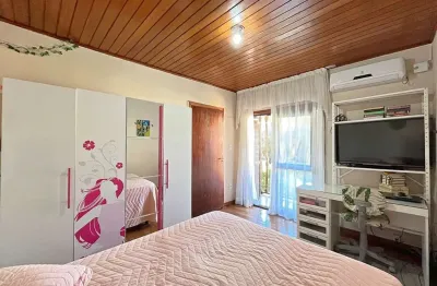 Casa à venda em porto alegre, cristal, com 4 quartos, 206m²