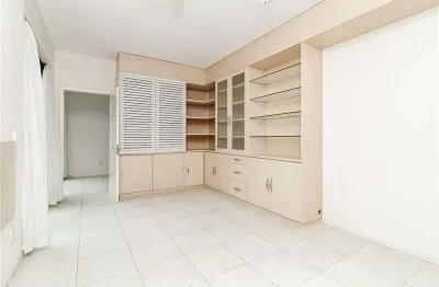 Sala comercial à venda em porto alegre, auxiliadora, 34m²