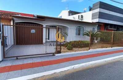 Casa com 3 quartos à venda na Rua Manoel Eduardo Cardoso, Bela Vista, São José