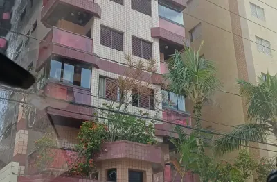 Apartamento com sacada próximo ao mar – vila tupi, praia grande!