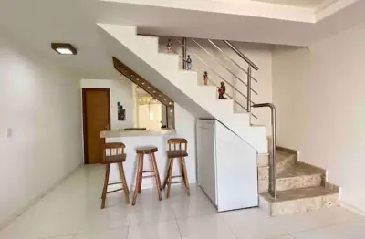 Casa à venda na Praça Inaiá, Praia De Taperapuan, Porto Seguro