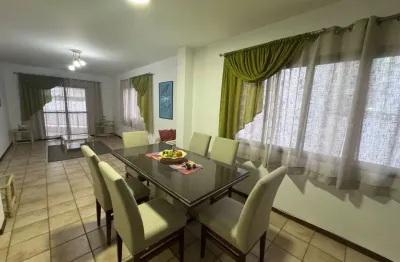 Aluguel anual mobiliado com vista mar 3 quartos 2 vagas