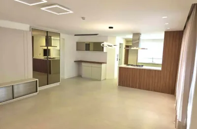 Apto semi mobiliado com 3 suites 116 m2 2 vagas no centro de balneário