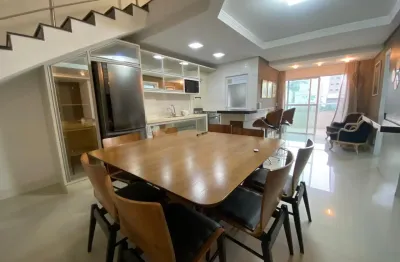 Apto duplex com 130 m2 e mobiliado, 3 quartos e 2 vagas na praia brava