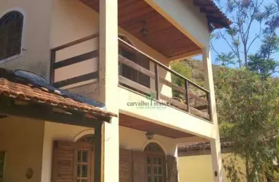 Casa com 3 dormitórios à venda, 96 m² por r$ 680.000,00 - albuquerque - teresópolis/rj