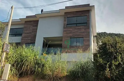Casa com 3 dormitórios à venda, 120 m² por r$ 850.000,00 - golfe - teresópolis/rj