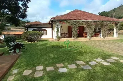 Casa com 4 dormitórios à venda, 500 m² por r$ 2.500.000,00 - albuquerque - teresópolis/rj