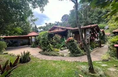 Casa em condomínio fechado com 4 quartos à venda na Alameda das Petúnias, Albuquerque, Teresópolis