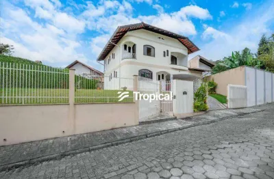 Casa com 6 dormitórios à venda, 242 m² por r$ 1.900.000,00 - garcia - blumenau/sc