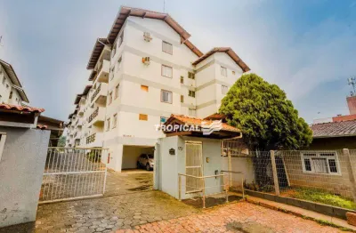 Apartamento com 3 dormitórios para alugar, 67 m² por R$ 2.165,00/mês - Asilo - Blumenau/SC