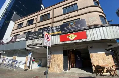 Sala comercial para alugar na Rua Nove de Março, 337, Centro, Joinville