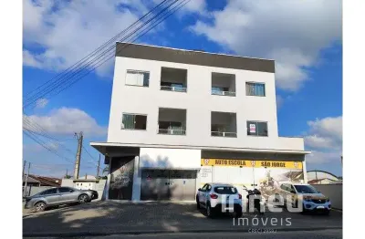 Apartamento com 2 quartos para alugar na Avenida Gustavo Milbratz, 158, Itinga, Araquari