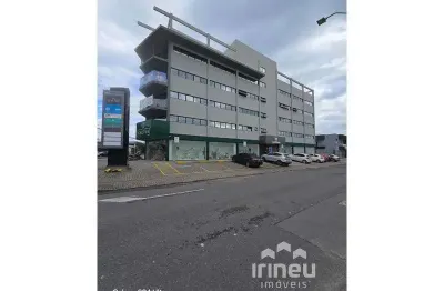 Sala comercial para alugar na Rua Tuiuti, 2236, Aventureiro, Joinville