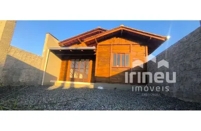 Casa com 2 quartos para alugar na Mario Boursheid, 154, Colégio Agrícola, Araquari