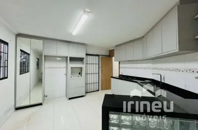 Casa com 2 quartos para alugar na Antonio Michels, 766, Jardim Paraíso, Joinville