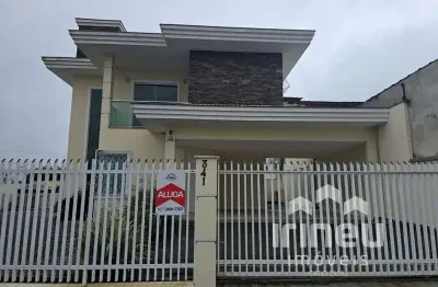 Casa com 3 quartos para alugar na Rua Luiz Mário Ceolin, 341, Jarivatuba, Joinville