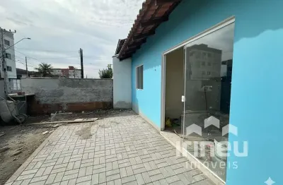 Casa com 2 quartos para alugar na Rua Jacob Forbice, 189, Aventureiro, Joinville