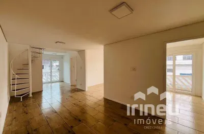 Casa com 3 quartos para alugar na Rua Guarujá, 920, Floresta, Joinville