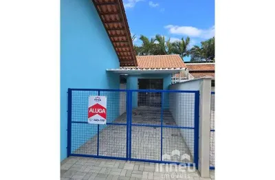 Casa com 2 quartos para alugar na Rua Jacob Forbice, 189, Aventureiro, Joinville