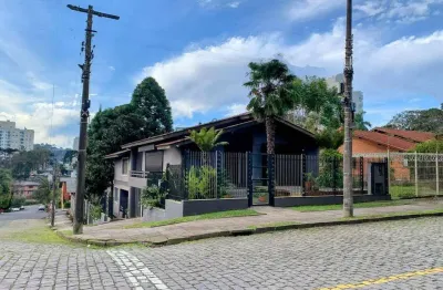 Casa com 4 quartos à venda no Santa Catarina, Caxias do Sul 
