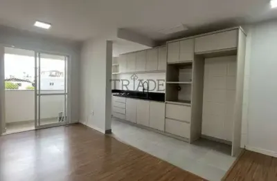 Apartamento com 2 quartos para alugar no Panazzolo, Caxias do Sul 