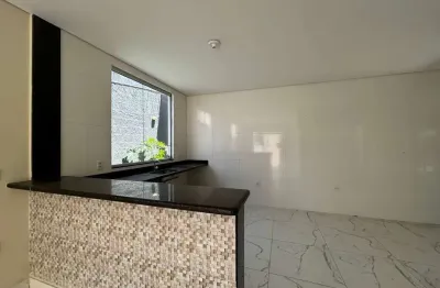 Casa com 2 quartos sendo 1 suíte no bairro portal do sol - lagoa santa/mg