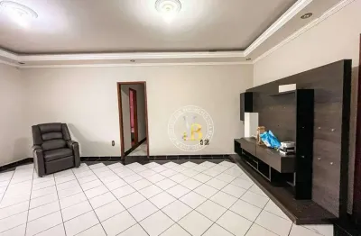 Casa com 4 quartos para alugar, 240 m² por r$ 2.500/mês - barbosa lage - juiz de fora/mg