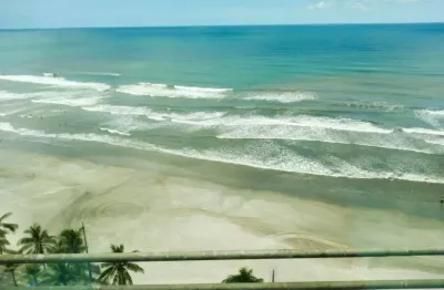 Excelente oportunidade!!!! amplo apartamento, predio á beira mar, 2 domitórios, suite, churrasqueira e piscina - r$ 330 mil