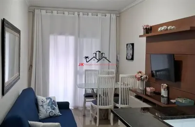 Lindo apartamento á 50mts da praia, 1 dormitório, sacada e vaga de garagem - r$215 mil