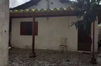 Casa terrea 2 quartos quintal + loja comercial em frente - 360mil - estuda troca por apto no boqueirão