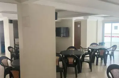 615mil apartamento pertinho do mar da aviação churrasqueira a carvão na sacada lazer completo