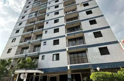 Apartamento de 2 dormitórios com garagem e sacada localizado na ocian - r$ 325 mil