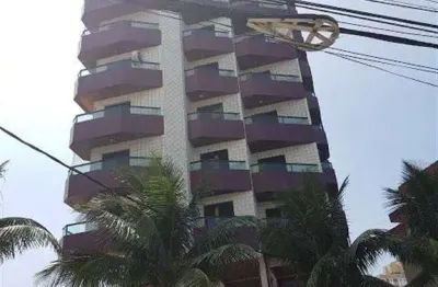 Apartamento com sacada na sala e no quarto localizado há 60 metros dA praia da Mirim