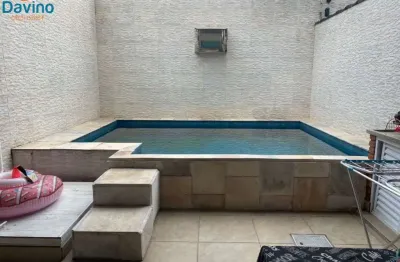 DE 950MIL à vista ou pelos banocs, Lindo Sobrado de 03 dormitórios, 02 suítes, piscina, área gourmet, à 450 metros da praia. Porteira fechada!!