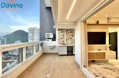 Apartamento duplex de alto luxo mobiliado no canto do forte - 2 suítes, varanda gourmet e vista livre a 100 metros do mar!