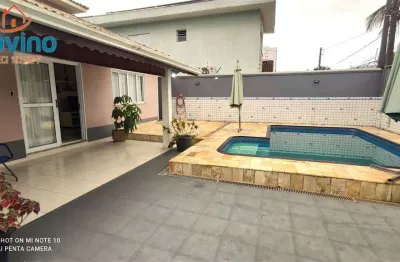 Casa isolada ampla 4 suítes espaço gourmet com churrasqueira 250 metros da praia do flórida
