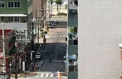 Apartamento à venda – excelente localização, a 200m da praia!