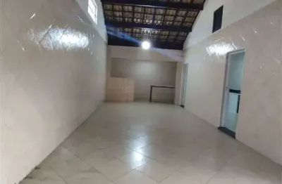 CASA 2 QUARTOS + EDICULA A 120 METROS DA PRAIA R$ 750.000,00 á vista Direto com proprietário com entrada de R$ 450.000,00  e saldo A NEGOCIAR.