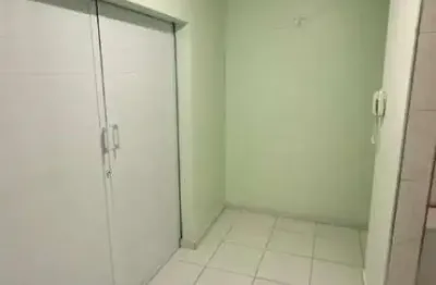 Financiamento Direto com Proprietário: R$ 150.000,00 → Entrada: R$ 100.000,00 → + 20 parcelas de R$ 2.500,00 (Parcelas corrigidas em 1% ao mês, acumulativo)