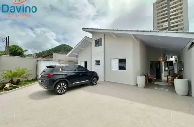 Mansao mobiliada no canto do forte 3,2milhao -  3 suítes 5 vagas piscina a ozonio espaço gourmet