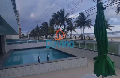 Apartamento com 228mil de entrada pronto para morar, 2 dormitórios 1 suíte, lateral com vista mar, piscina, prédio frente mar.