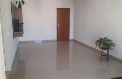 Apartamento com 3 quarto(s) e 3 banheiro(s) para alugar, 120 m² por r$ 3000 / mês