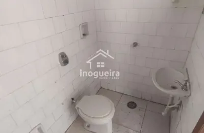 Apartamento com 1 quarto(s) e 1 banheiro(s) para alugar, 0 m² por r$ 650 / mês