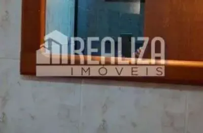 Apartamento com 3 quarto(s) e 2 banheiro(s) para alugar, 100 m² por r$ 1236 / mês