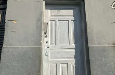 Casa com 2 quarto(s) e 1 banheiro(s) para alugar, 100 m² por r$ 1900 / mês