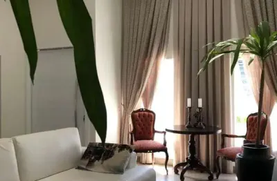 Casa com 3 quarto(s) e 2 banheiro(s) para alugar, 180 m² por r$ 8900 / mês