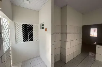 Casa com 2 quarto(s) e 1 banheiro(s) para alugar, 45 m² por r$ 1848 / mês