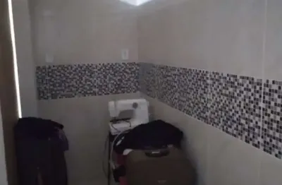 Casa com 3 quarto(s) e 2 banheiro(s) para alugar, 90 m² por r$ 1470 / mês